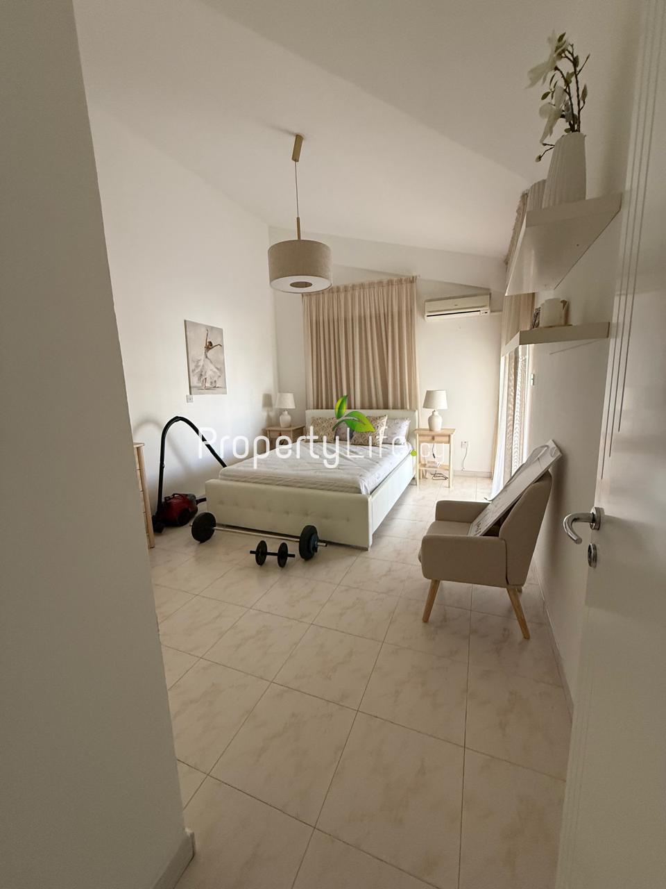 AGIOS FANOURIOS ARADIPPOU DETACHED CORNER HOUSE FOR SALE